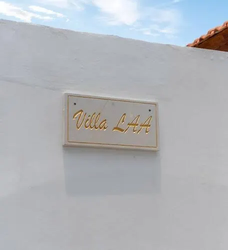Laa - Tropical & Modern 3br - *